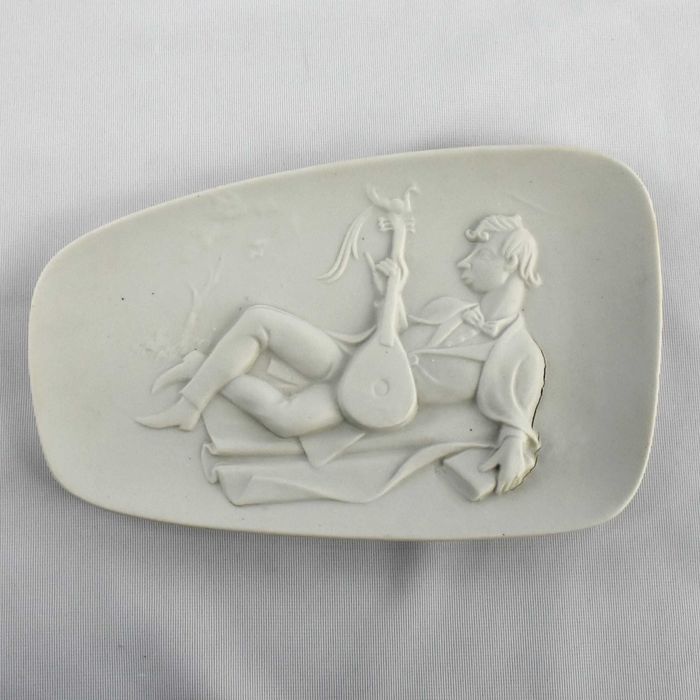 Placa / covilhete “Jasper Ware” em biscuit Artibus nº 4