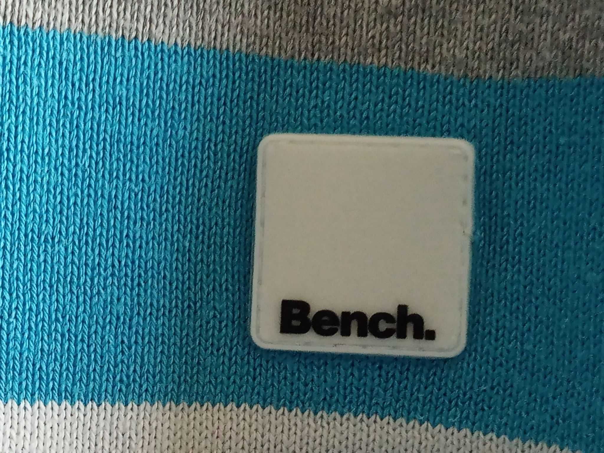 Sweterek w pasy cienki logowany uniseks - S/M - "Bench".