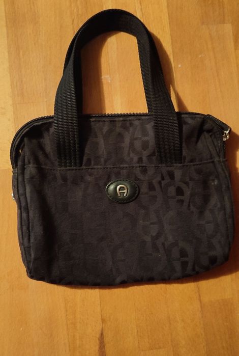 Mała torebka damska Aigner