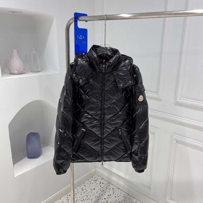 Kurtka damska puchowa Moncler