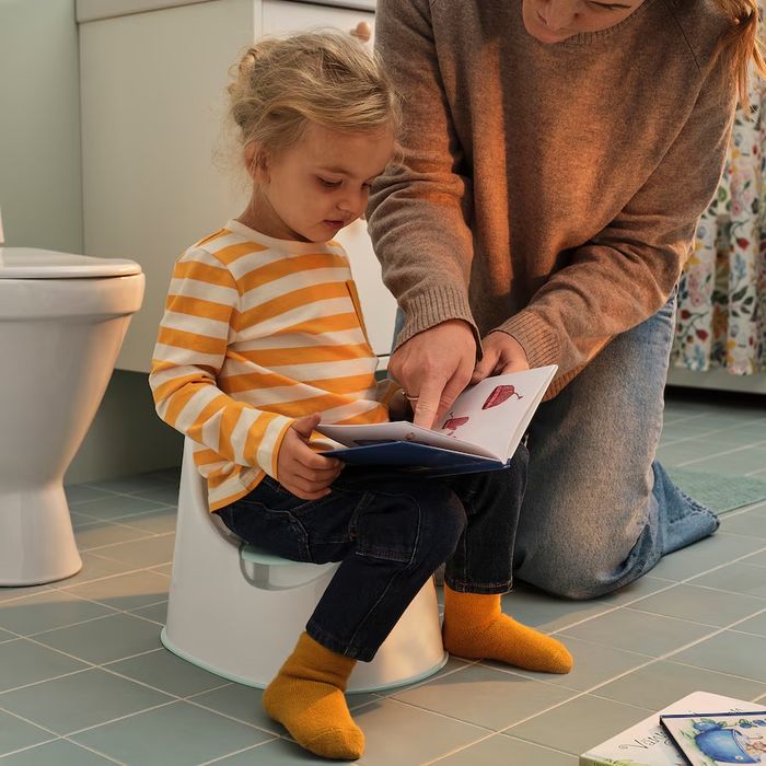 Самые удобные горшки для детей LOCKIG . IKEA . ИКЕА . В наличии .