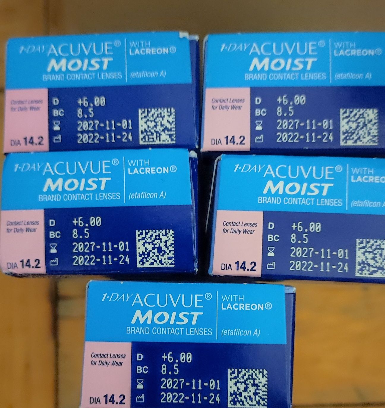 Лінзи контактні acuvue moist одноденні