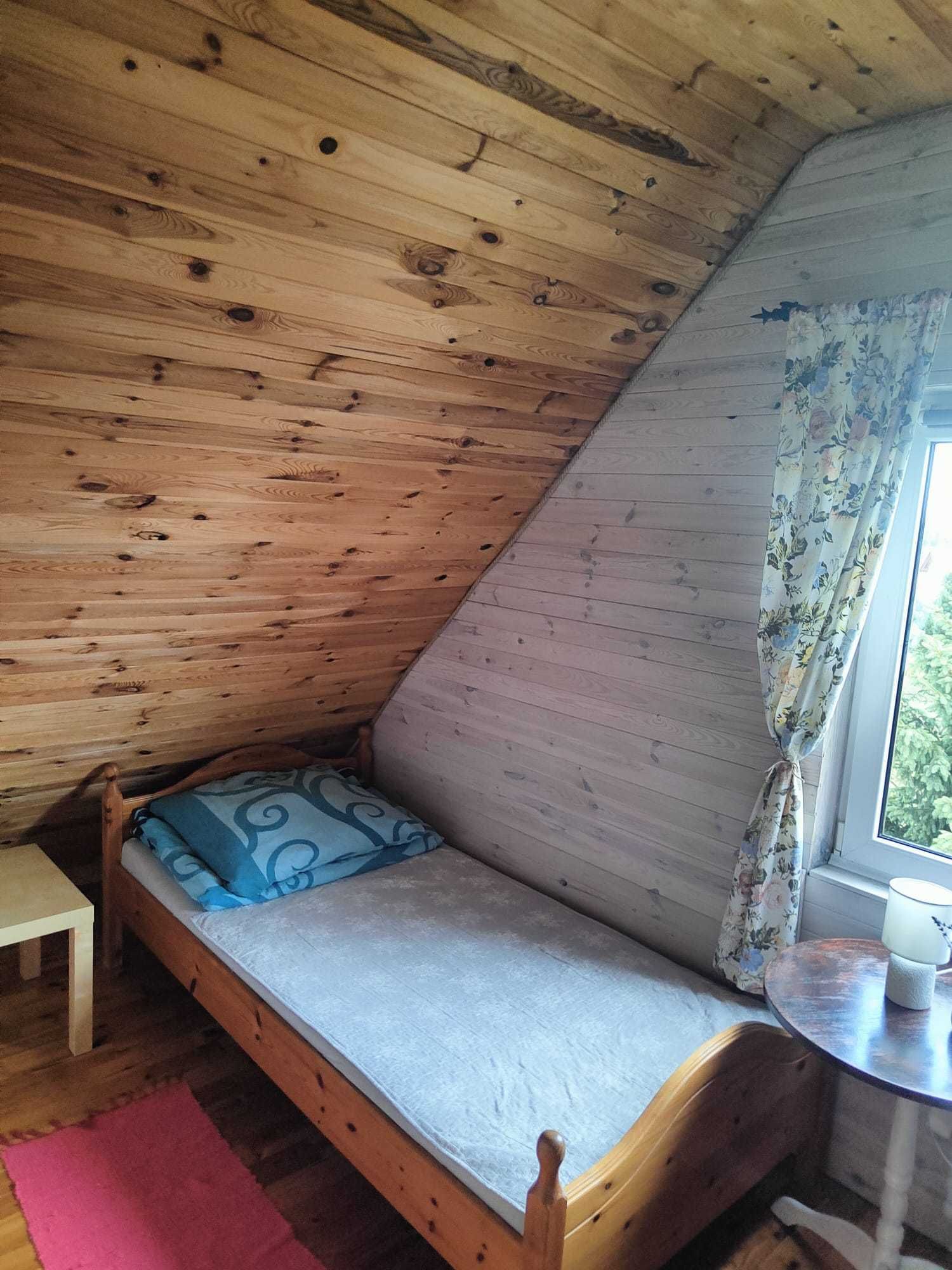 Domek prze lesie koło Łeby