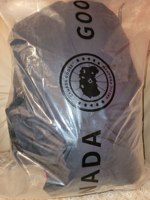 Kurtka puchowa zimowa Canada Goose męska, rozmiar L, nowa.