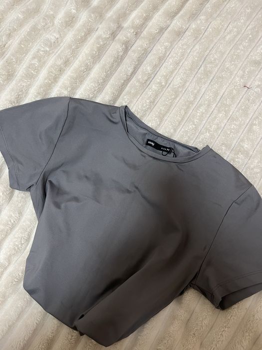 Сіре боді з коротки рукавом у чудовому стані