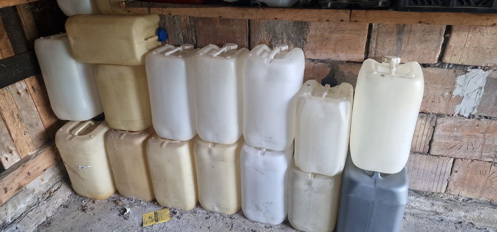Bańki kanistry 25l