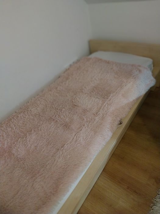 Komplet mebli z łóżkiem