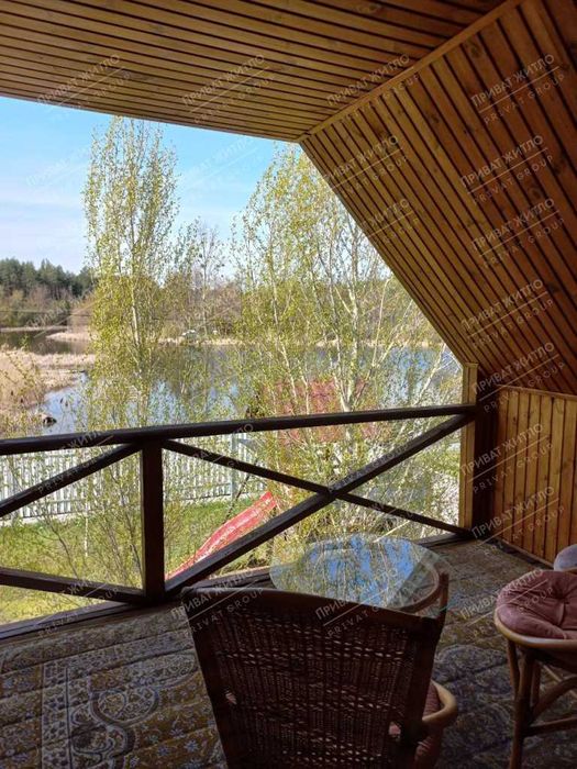 Дача в Лісових Полянах серед сосен