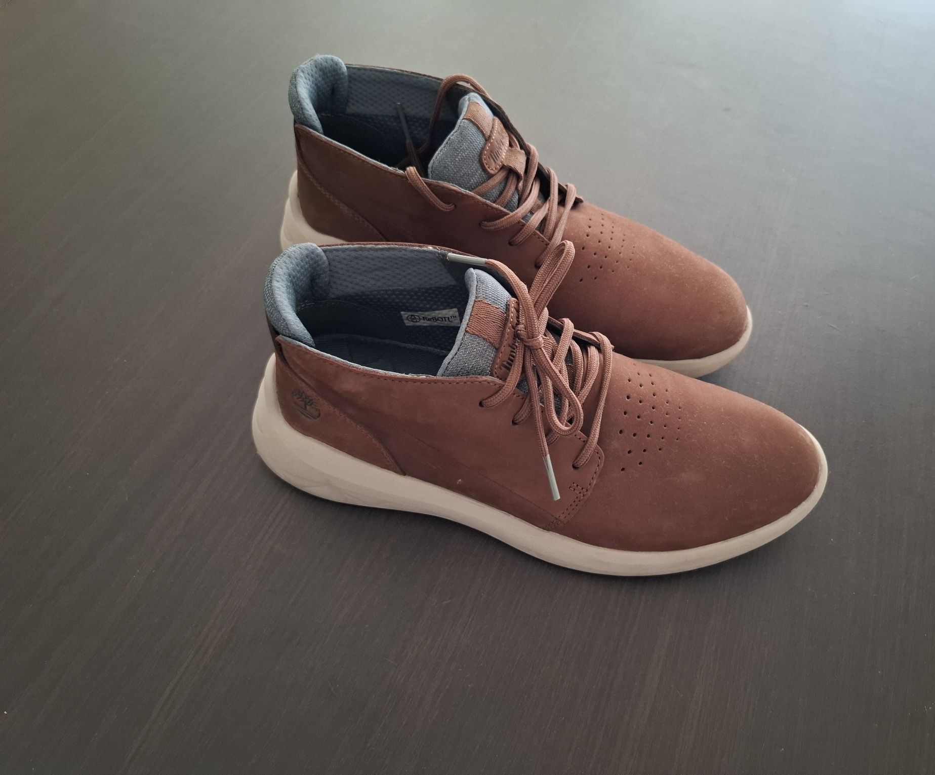 Bota timberland usadas 2 vezes