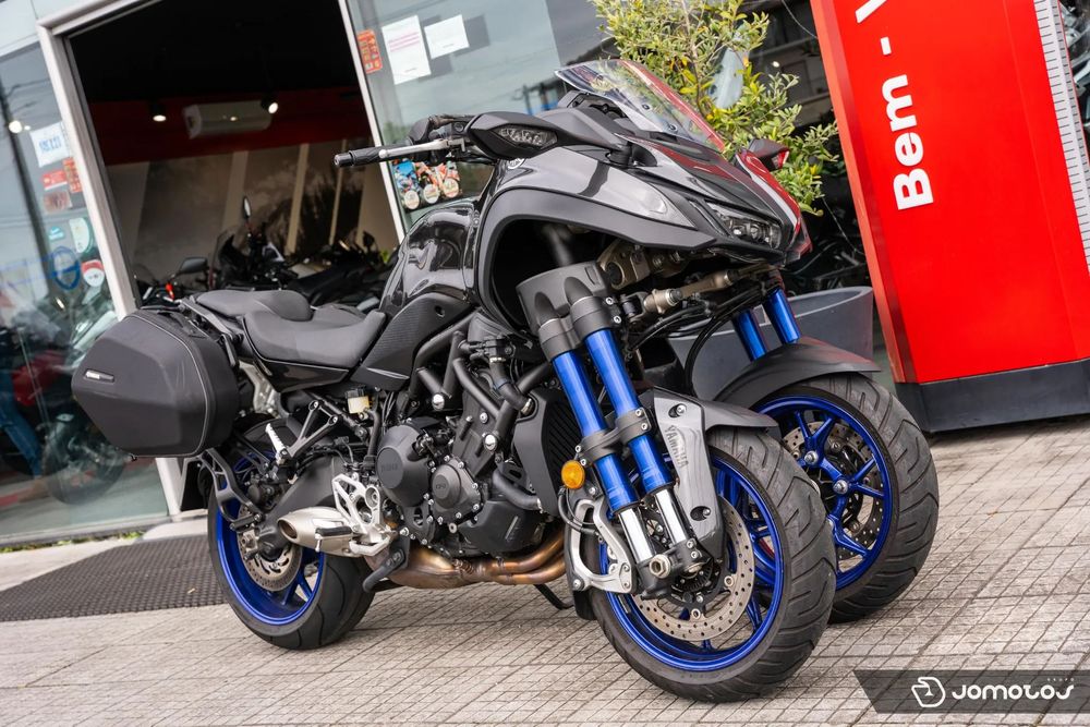 Yamaha Niken MXT 850