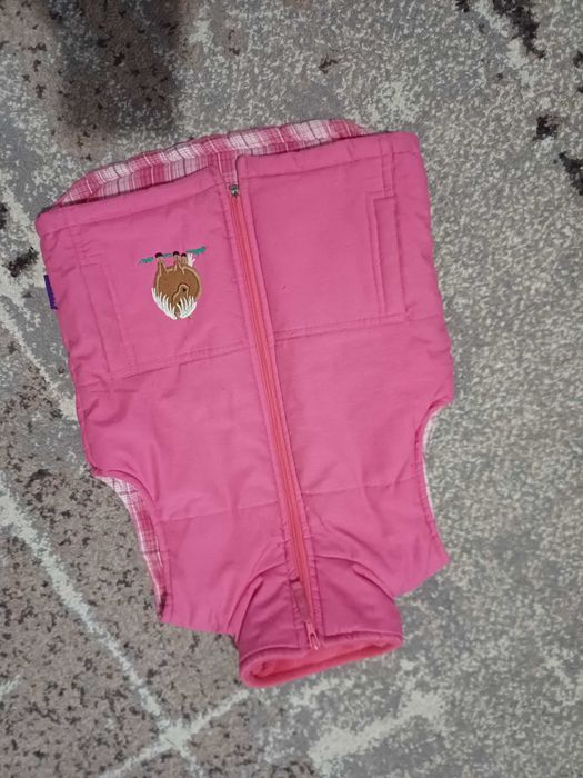 Продам жилетку на дівчинку