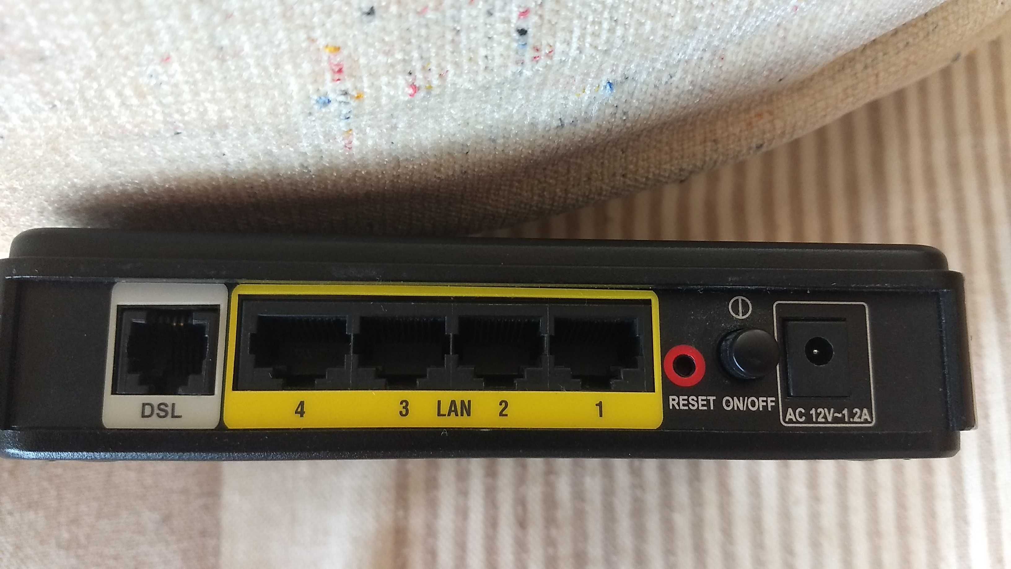Модем ADSL  роутер D-Link 2540U в рабочем состоянии