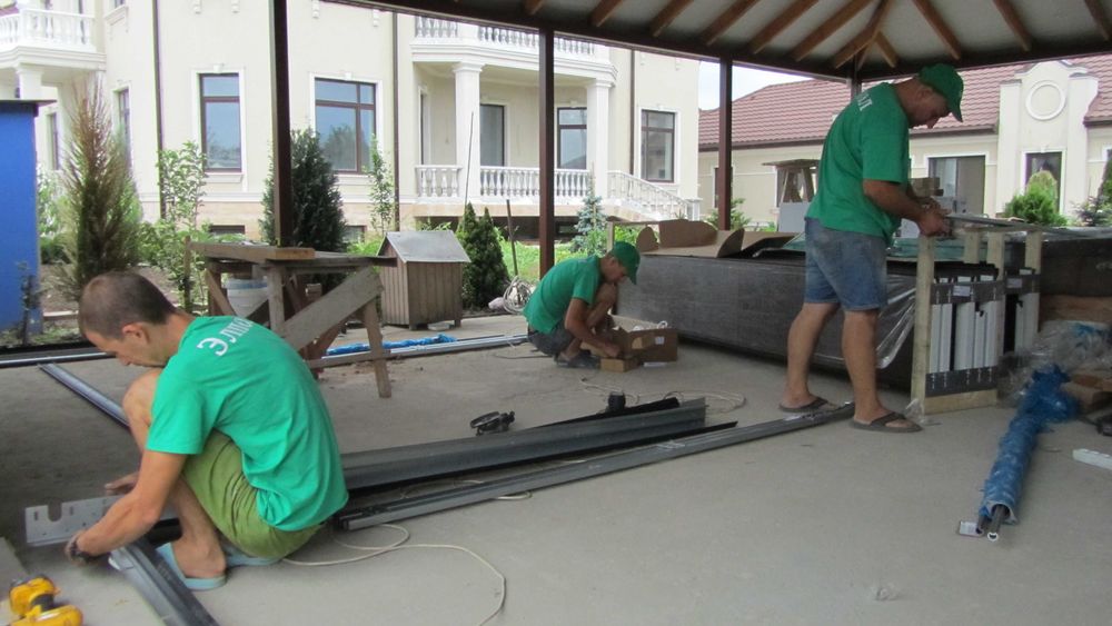 Ворота гаражні,ролети, Решітки ролетні  посилені, автоматика. Компанія