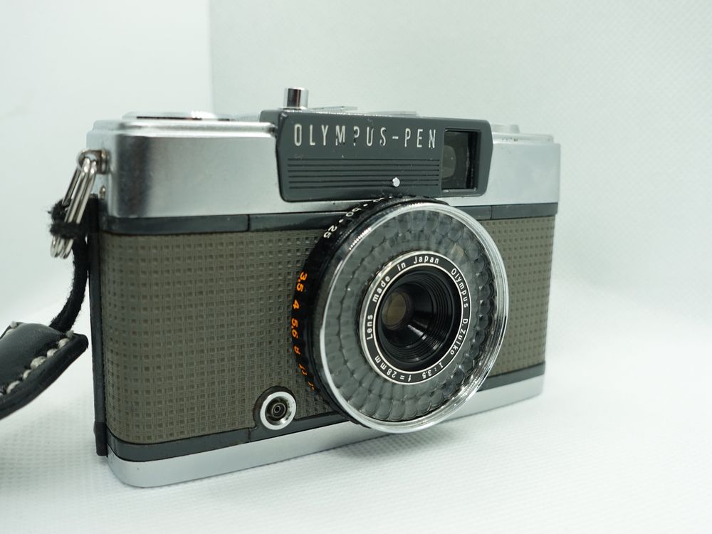 Olympus PEN EE-2 mały aparat analogowy 72 zdjęcia
