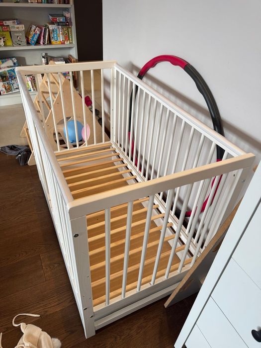 Łóżeczko dziecięce z szufladą 120x60