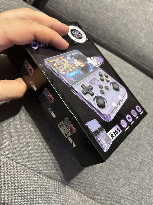 Retro konsola R36S - Pokémon, GTA, Mario, God Of War