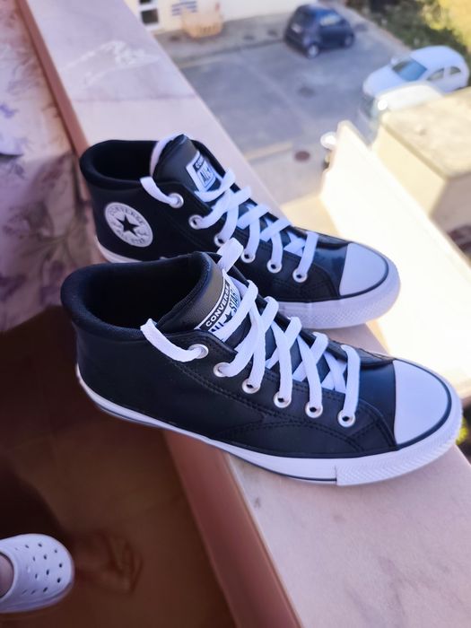 Converse all star em couro