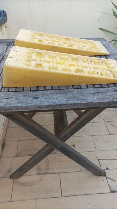 Niveladores autocaravana Fiamma