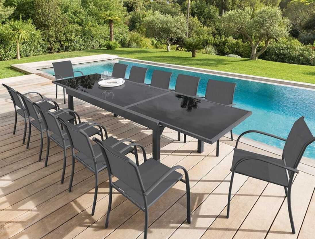 Mesa de exterior com 4 cadeiras incluídas