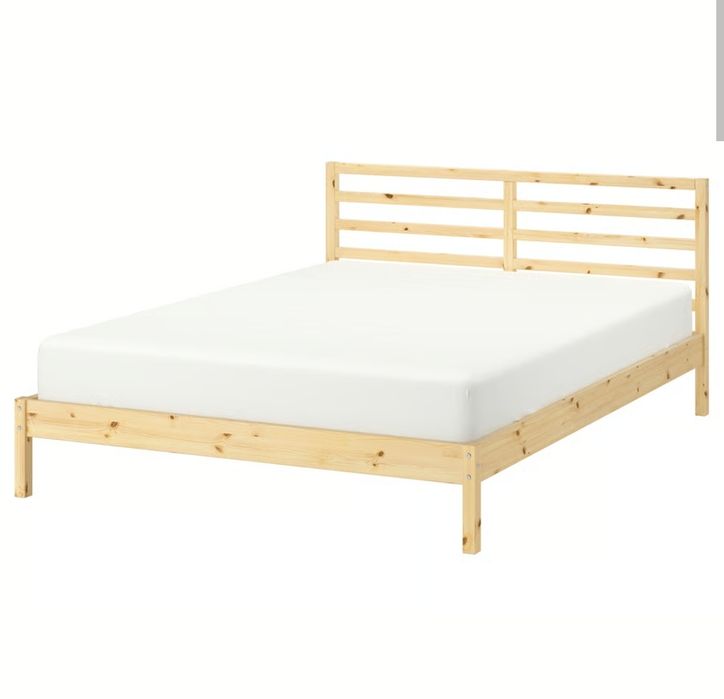 Cama IKEA TARVA - 140x200 cm com estrado e colchão incluído