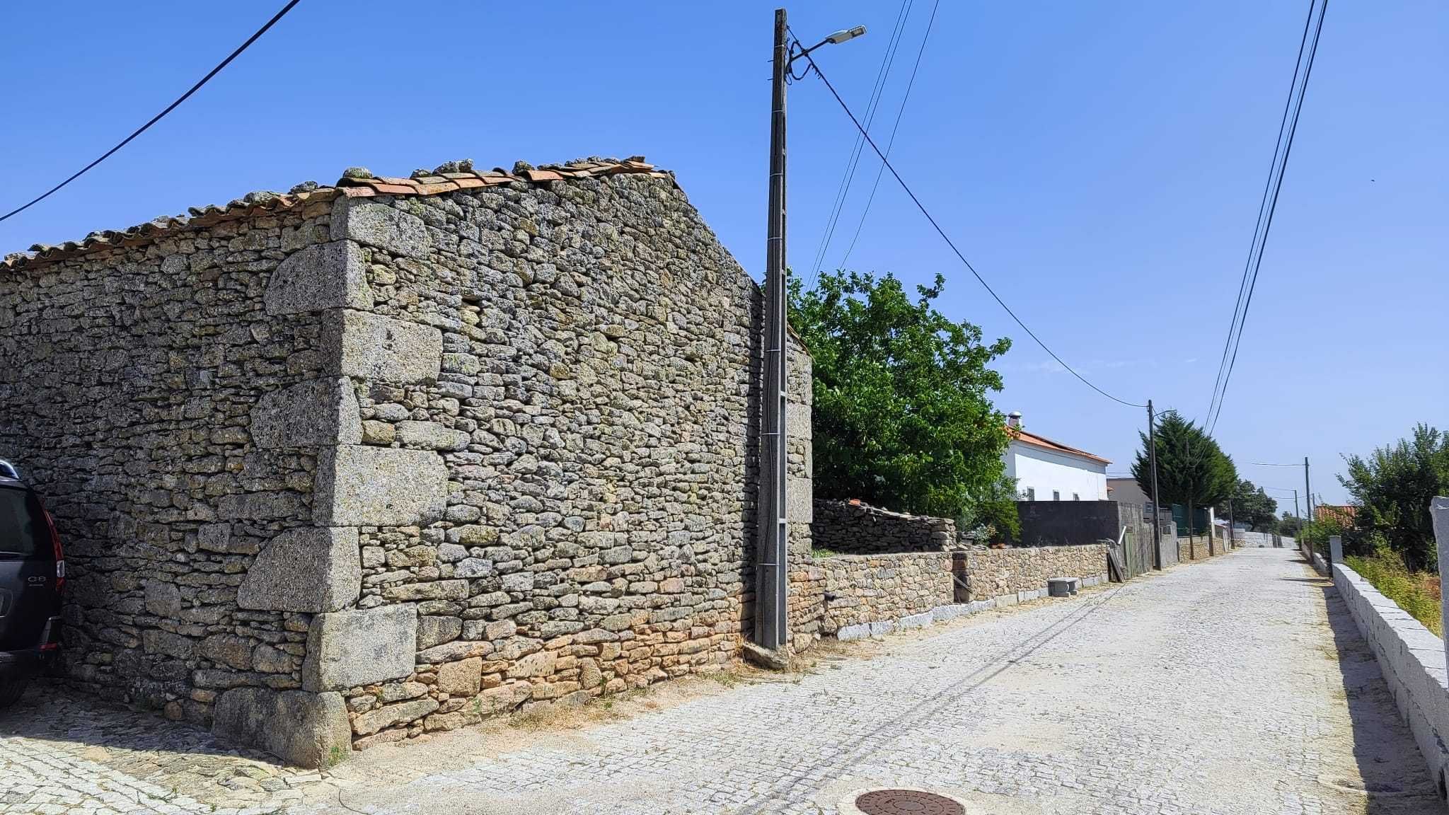 Garagem Armazém para arrumos