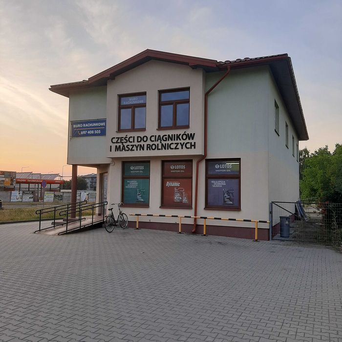 Budynek usługowo handlowy z działką świetna lokalizacja