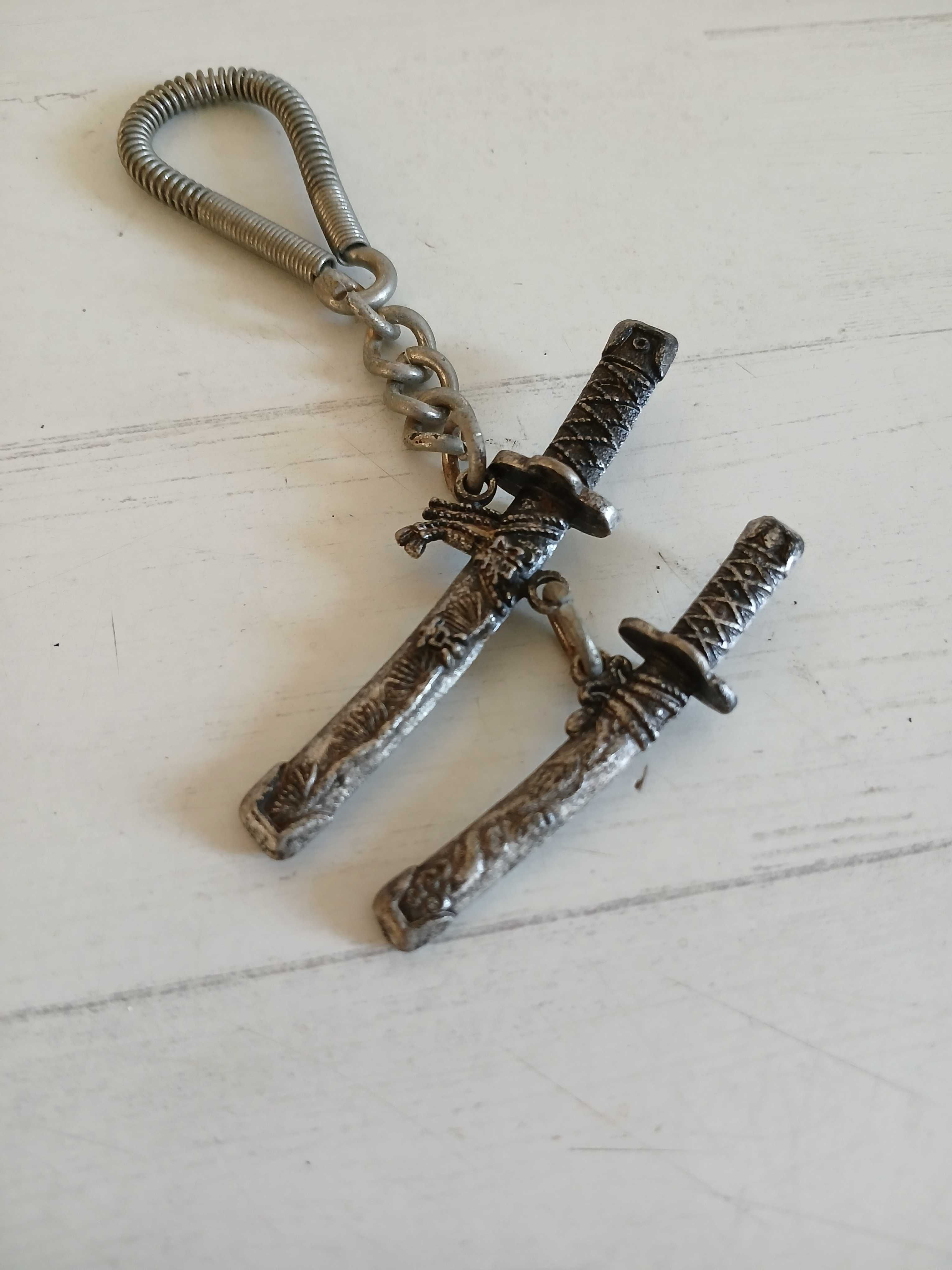 Porta-chaves Metálico Sabre Espada Samurai Astronauta Knife Keychain