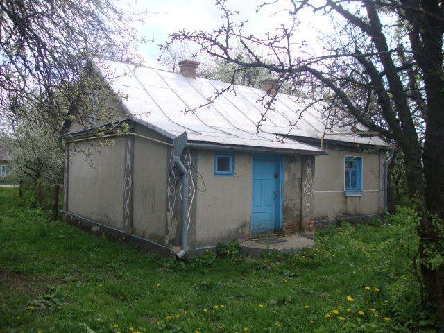 продається будинок в с. Лемешів Горохівського р-ну Волинської області