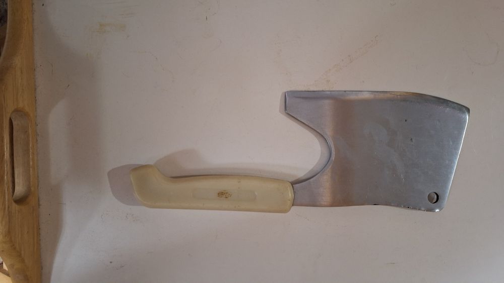 Кухонний тесак ніж торік!