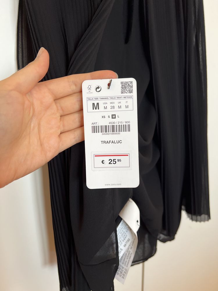 Blusa sem alças preta fluida Zara M