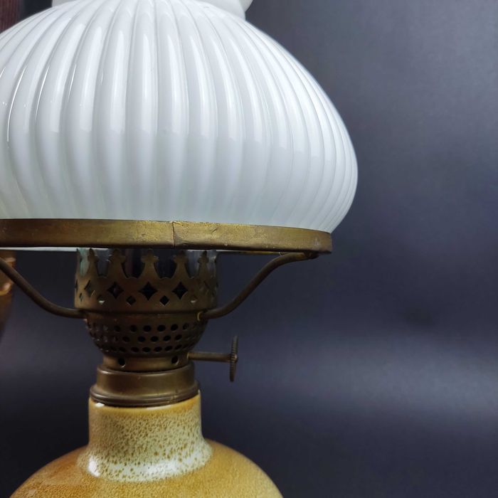 Lampka na podstawie Mirostowice - stan idealny