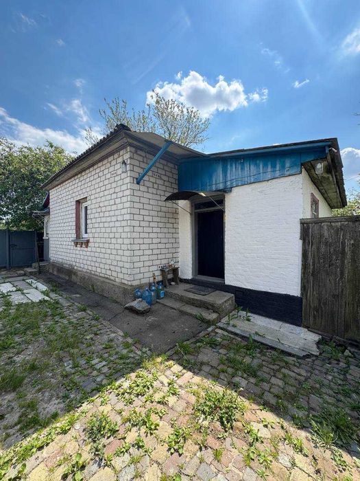 Будинок в селі Красилівка