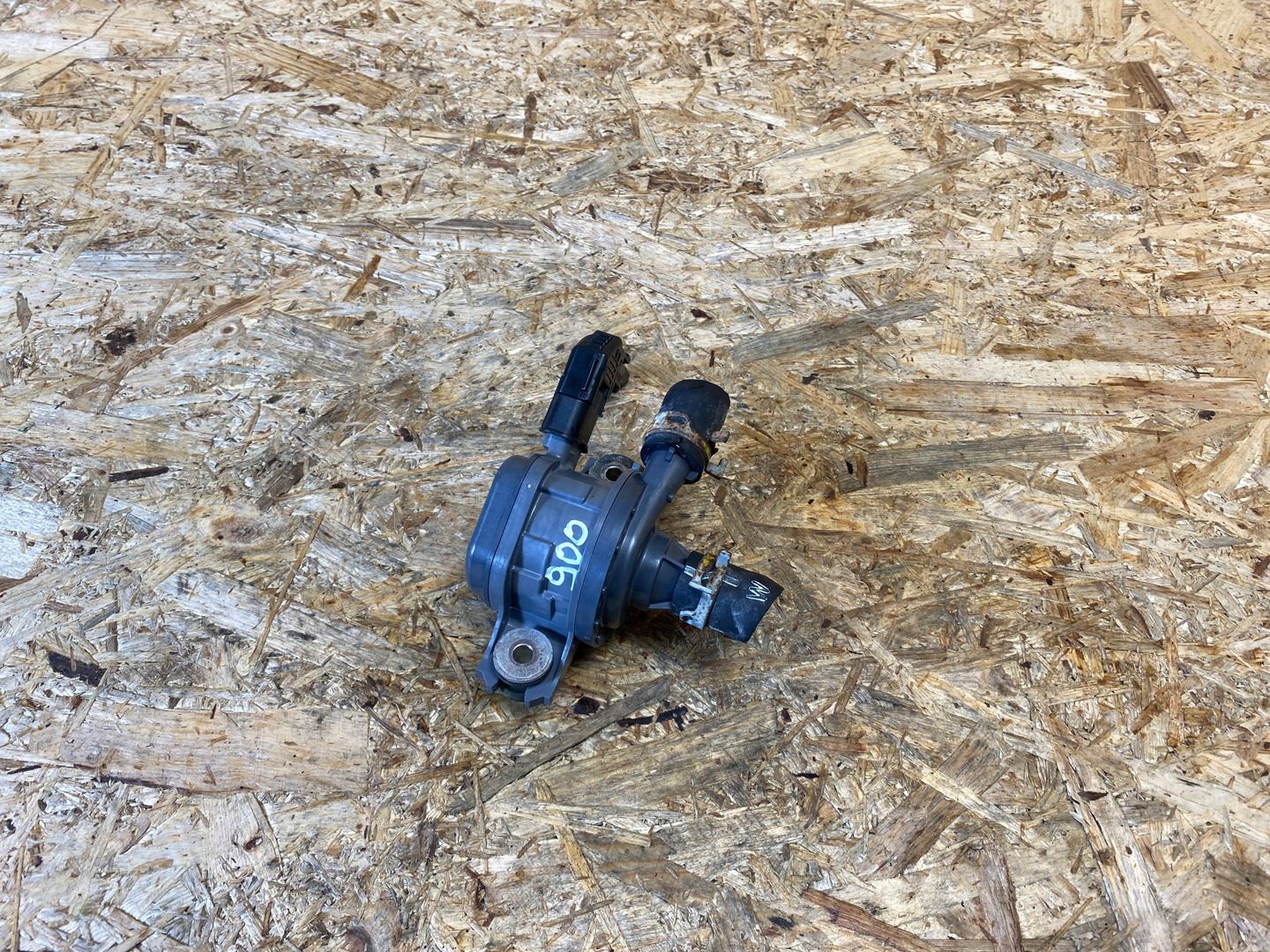 Dodatkowa Pompa Wody Toyota RAV4 V G9040-42010 2018-