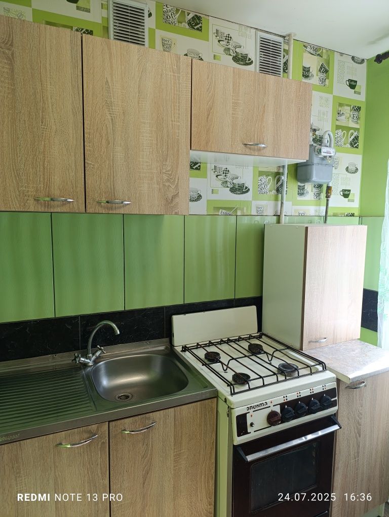 Продам 2ком квартиру на 129 кв , Ватутина