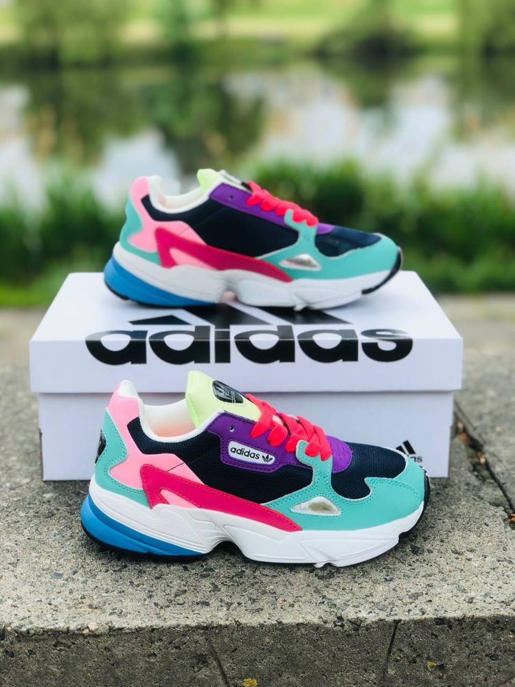 Кроссовки летние Adidas Falcone замш кросовки Адидас фалкон