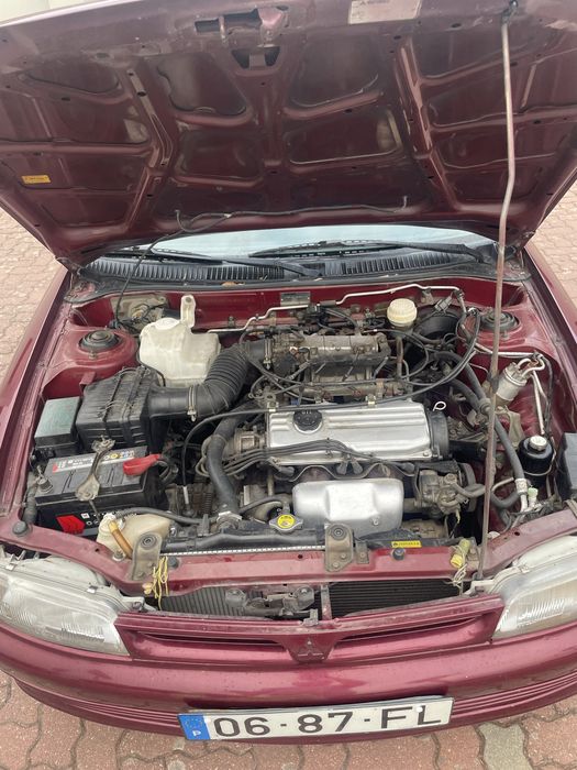 Mitsubishi lancer 1.3 glxi