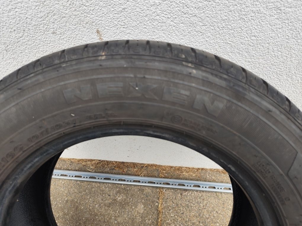 Nexen Roadian CT8 205/65 R16C pojedyncza