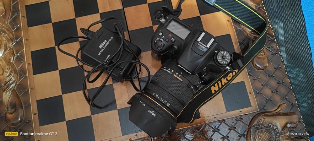 Цифровая фотокамера NIKON D 7100