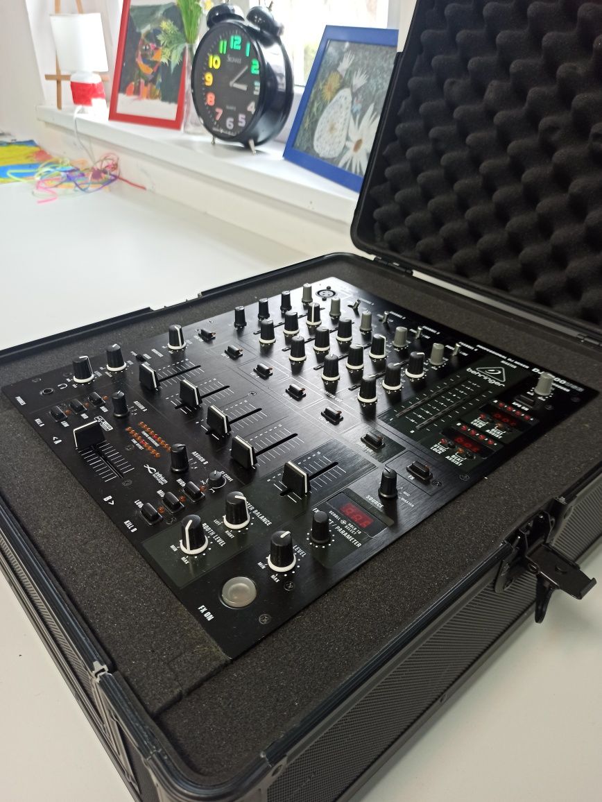 Mikser Behringer DJX 900 usb + Case UDG