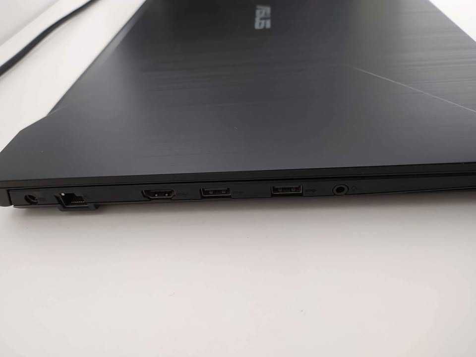 Portátil ASUS ROG