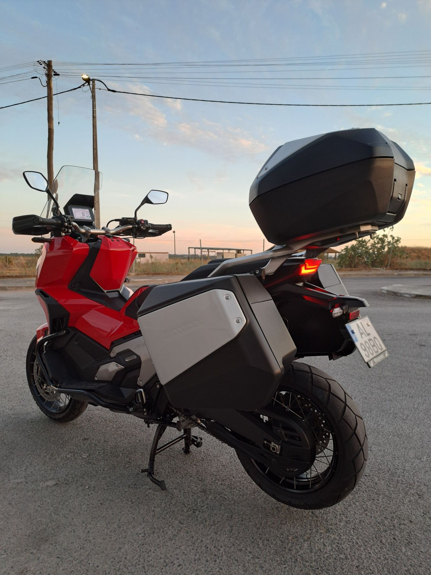 Honda X-ADV 750cc