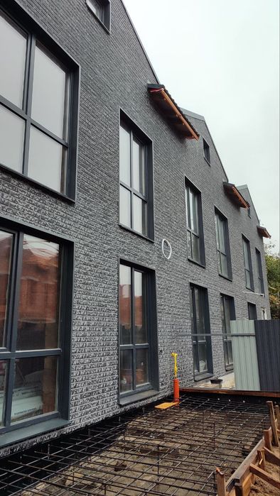 Таунхаус в ЦЕНТРІ Ірпеня з газовим опаленням! 400м до парка Незнайка!