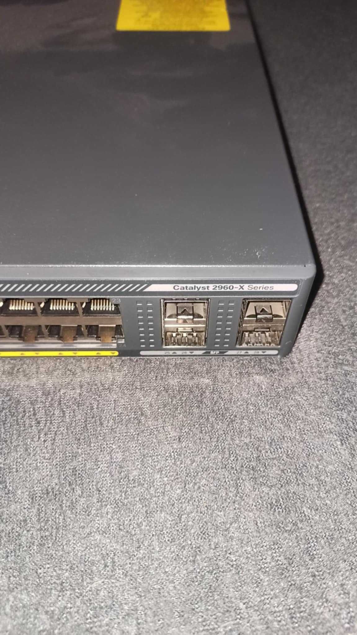 Switch Cisco Catalyst 2960X-24TS-L