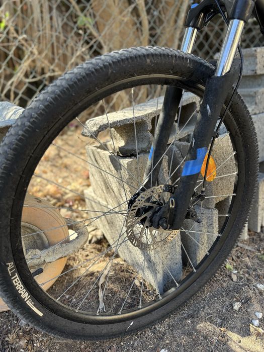 Vendo bike semi nova usada uma vez