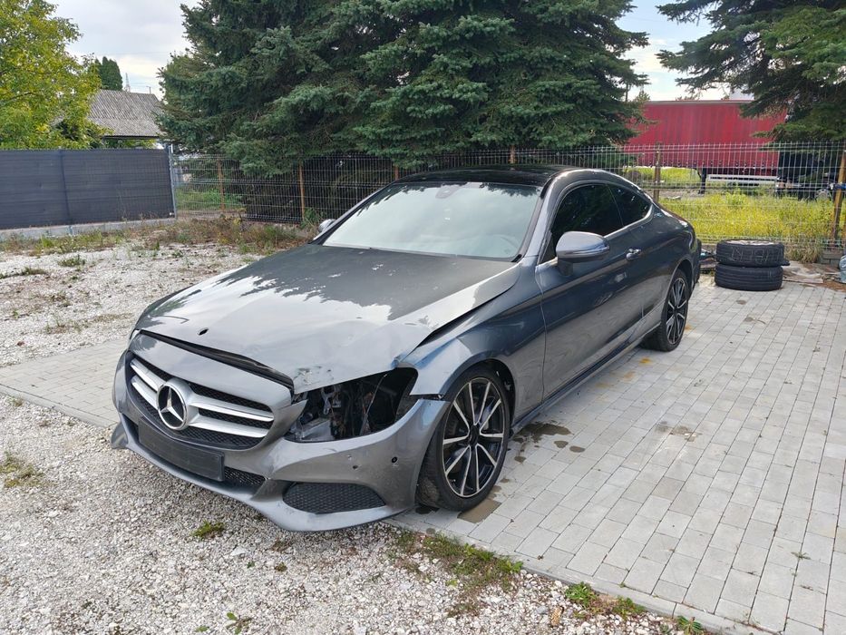 Mercedes-Benz Klasa C Panorama, odpala jeździ