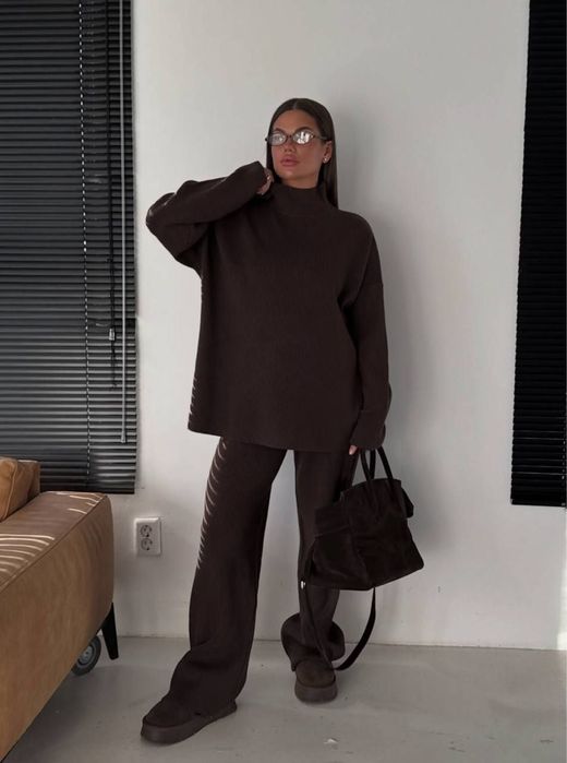 Жіночий костюм двійка з Ангори