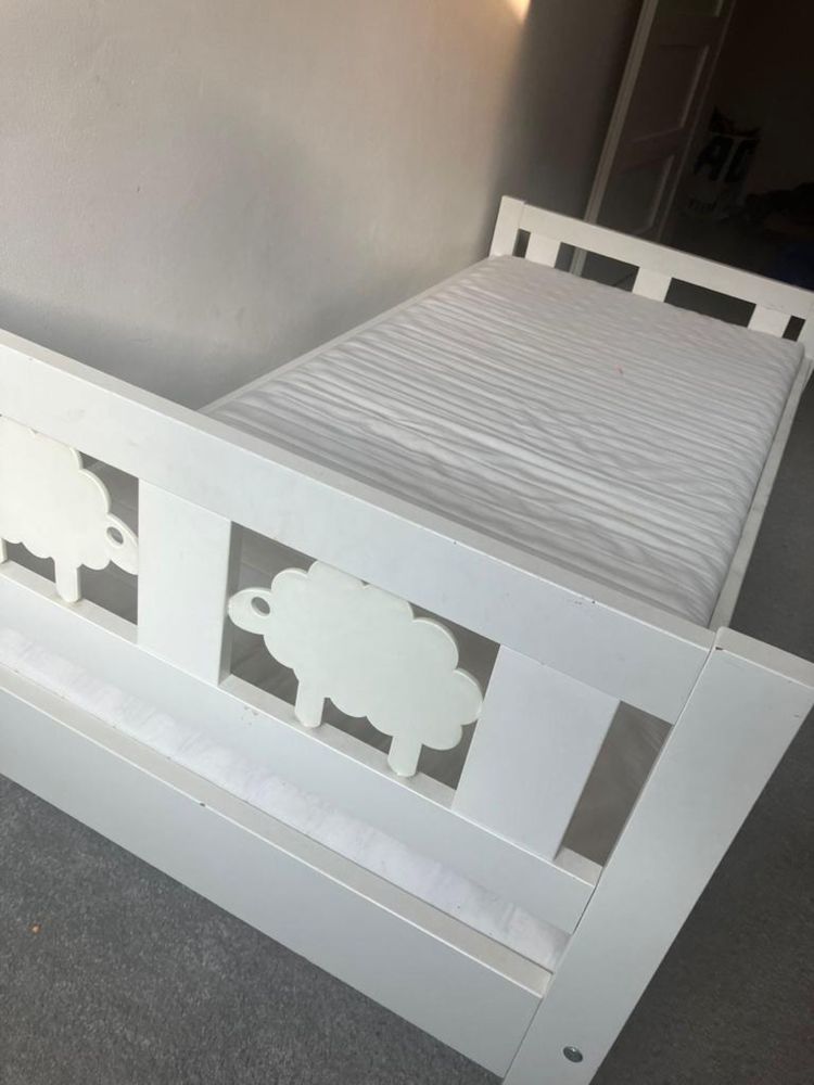 Łóżko IKEA KRITTER z materacem