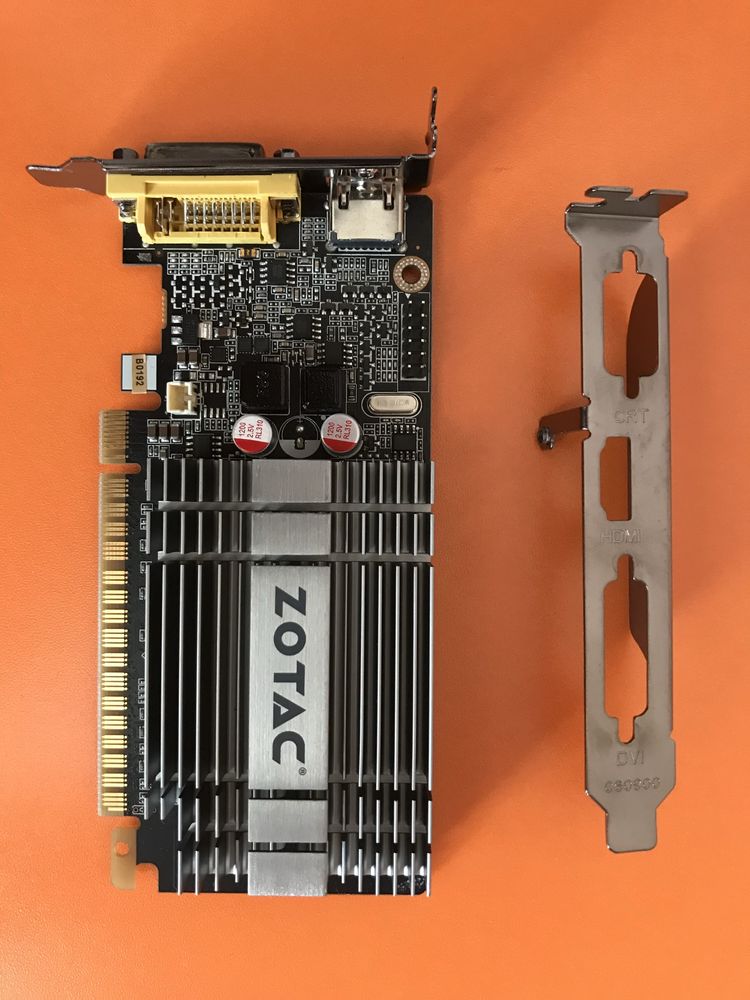 Продам відеокарту ZOTAC GeForce 210 Synergy Edition