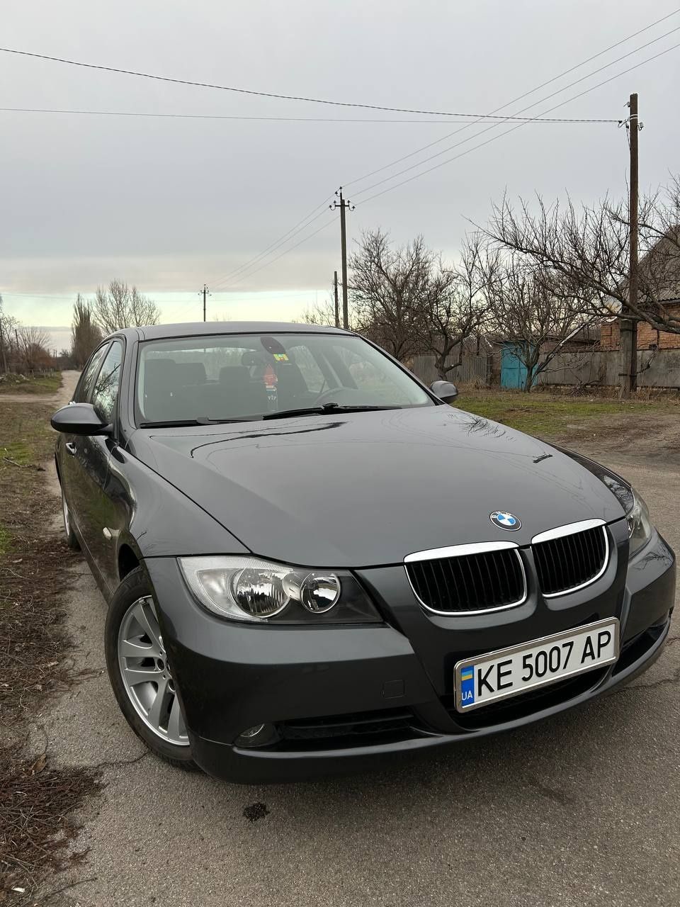 Продам БМВ е90 320 2.0 (150к.с)
