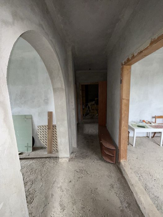 Продається недобудований будинок на Краматорській